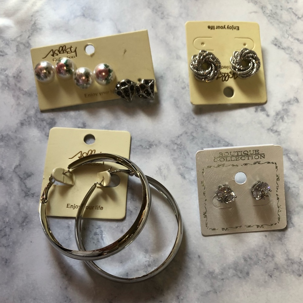Women earrings